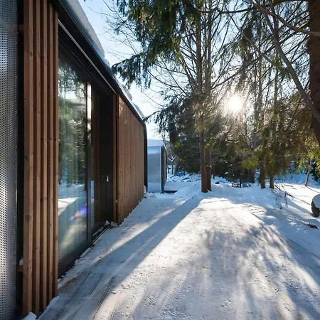 Camping Mountain By The River - Base Camp Medvedin