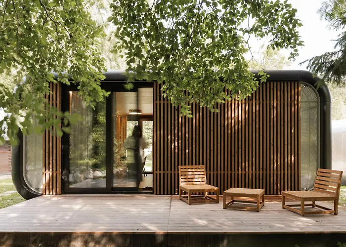 Camping Mountain By The River - Base Camp Medvedin