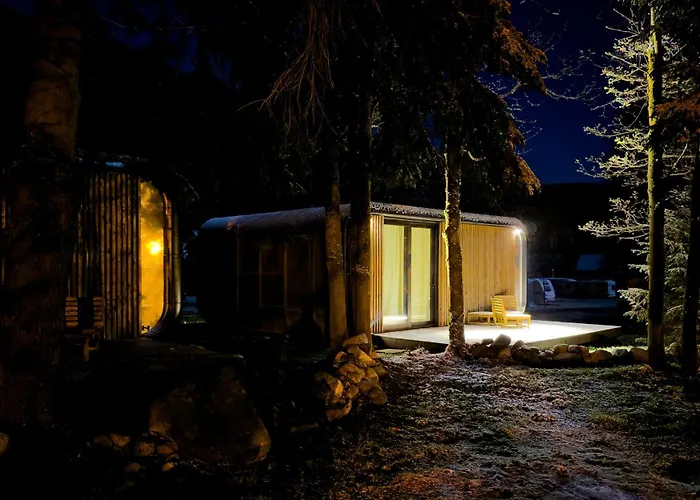 Camping Mountain By The River - Base Camp Medvedin