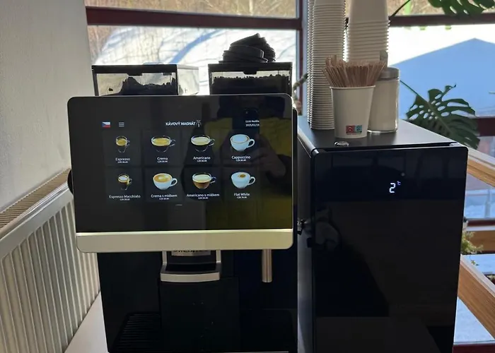 Mountain By The River - Base Camp Medvedin Campsite Spindleruv Mlyn